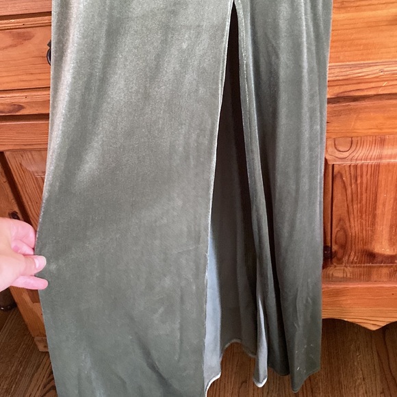 Lovely Bridesmaids dress - Picture 3 of 7